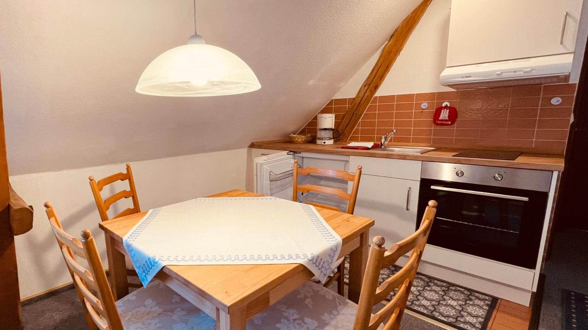Cafe Gaubenhaus Apartamento Bad Fallingbostel Exterior foto
